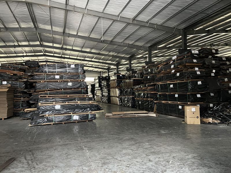 Dongguan Lingfeng Wood Industry Co., Ltd. 제조업체의 생산 라인